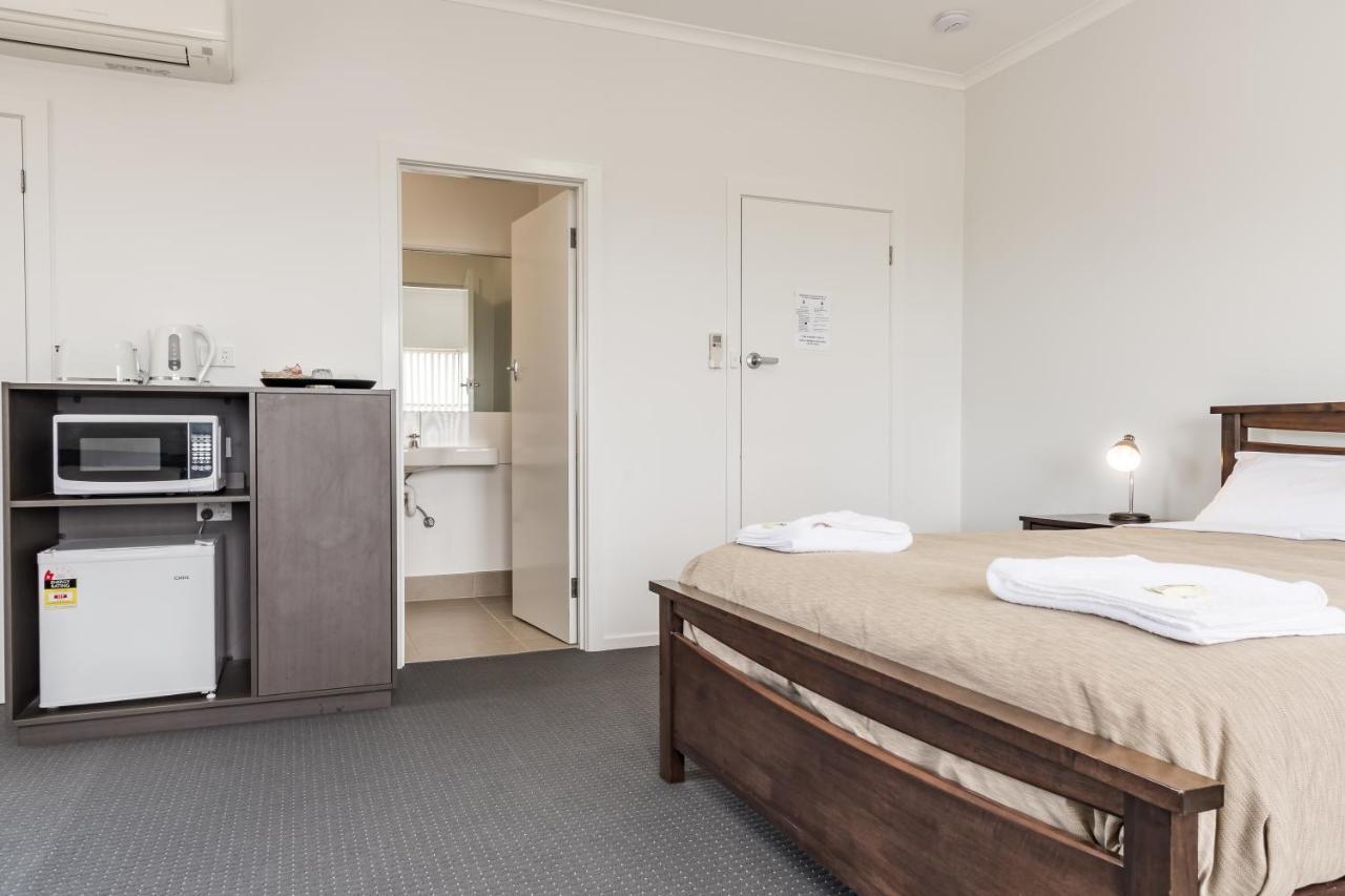 Somerset Hotel Экстерьер фото